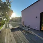 Rose Close To Vienna & Airport Daire