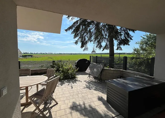 Rose Close To Vienna & Airport *