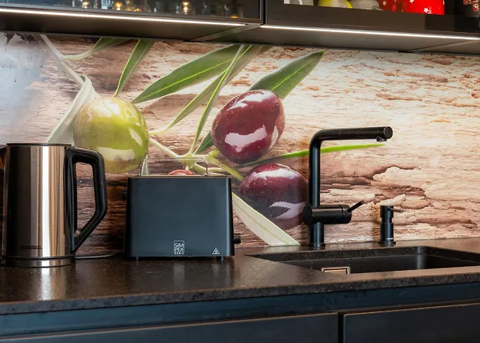 Rose Close To Vienna & Airport Apartment Maria Ellend