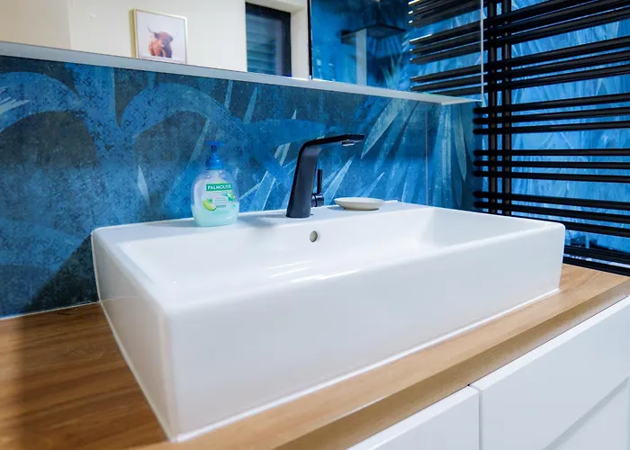 Rose Close To Vienna & Airport *