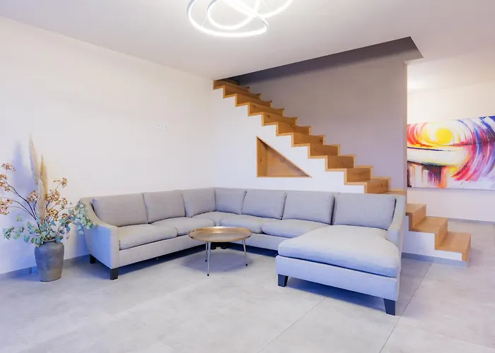 Rose Close To Vienna & Airport *