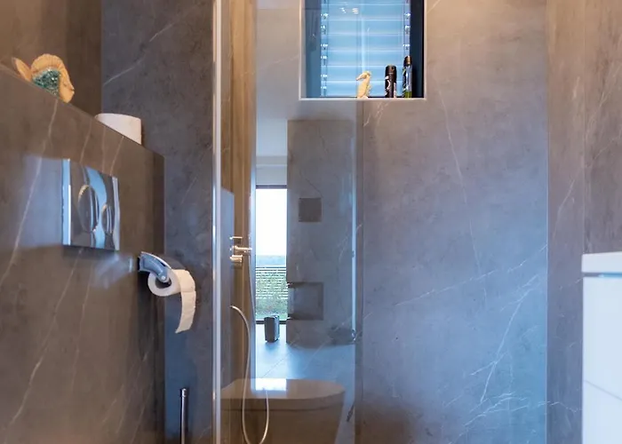 Rose Close To Vienna & Airport *