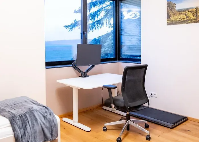 Rose Close To Vienna & Airport *